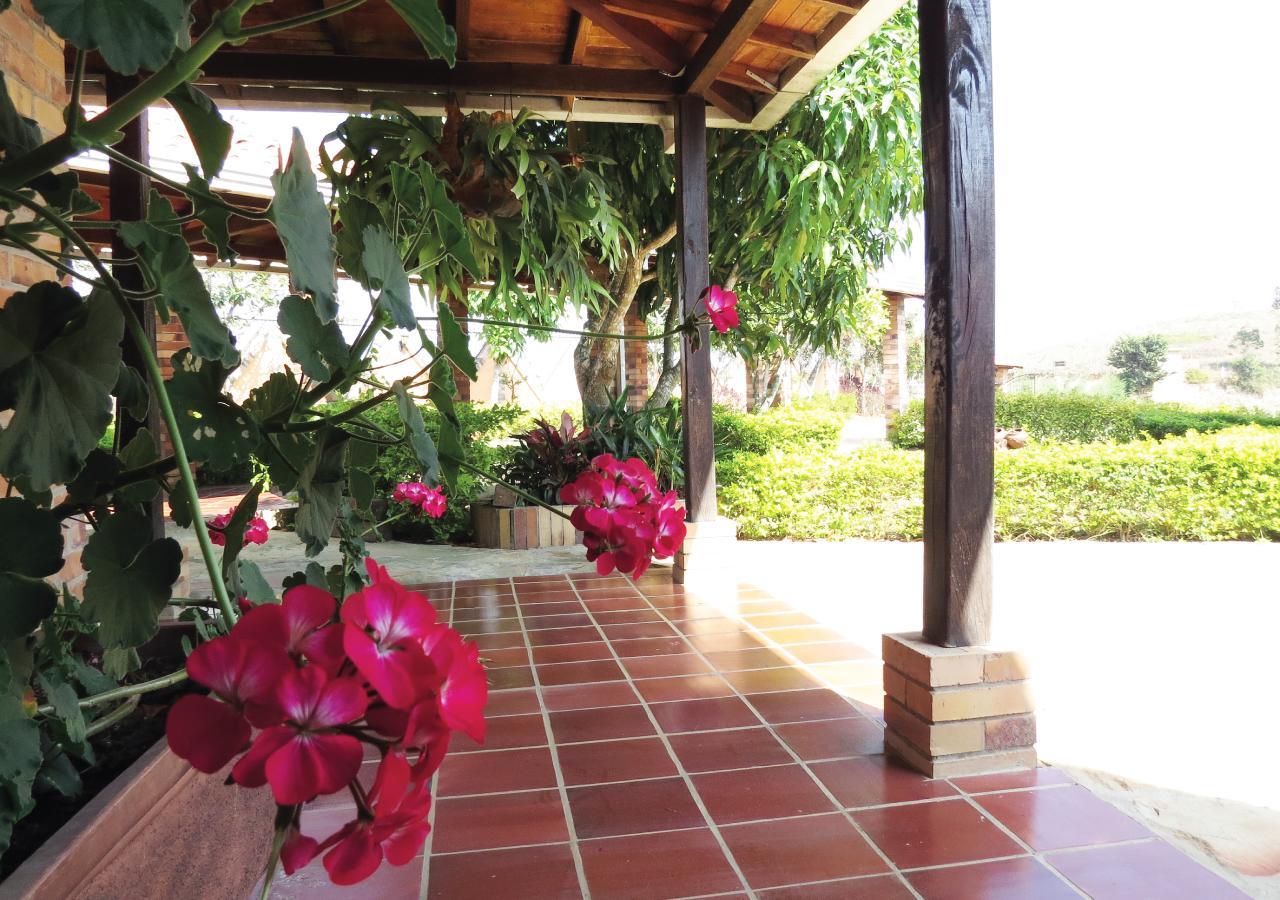 Hotel Cristo Rey Campestre Los Santos  Exterior foto